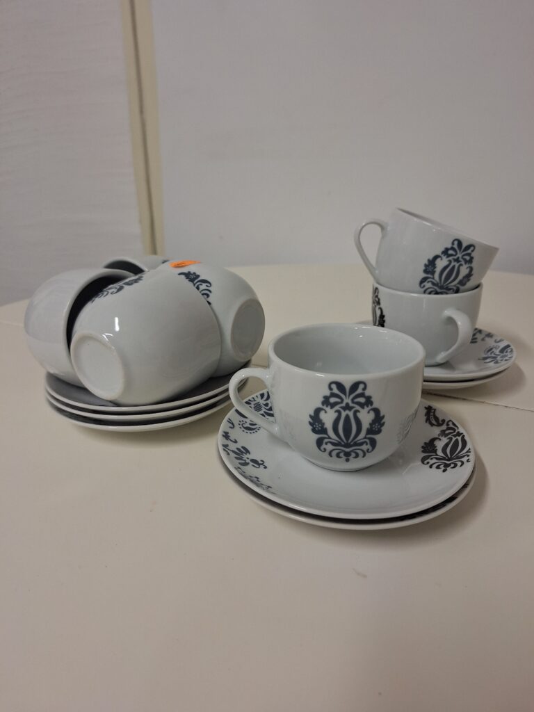 Tasside komplekt.