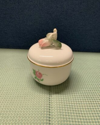 Kasutatud suhkrutoos.