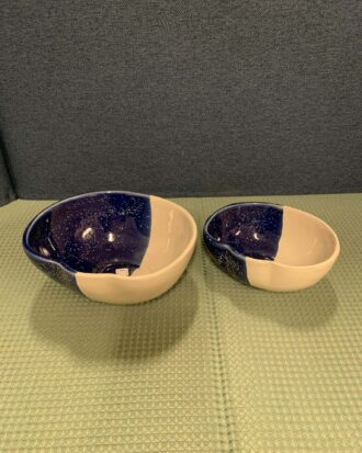 Kasutatud keraamilised kausid.