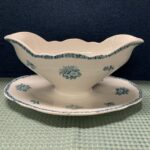 Kadutatud kastmekann.