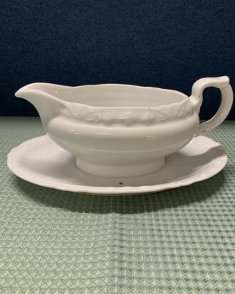 Kasutatud kastmekann.