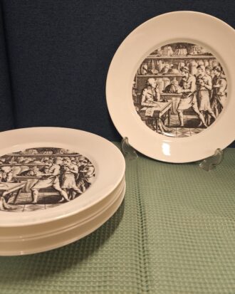 Kasutatud taldrikud.